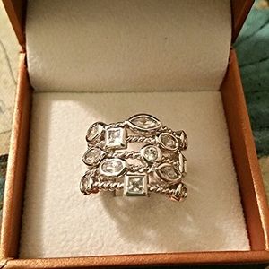 Stylish Sterling silver band ring
